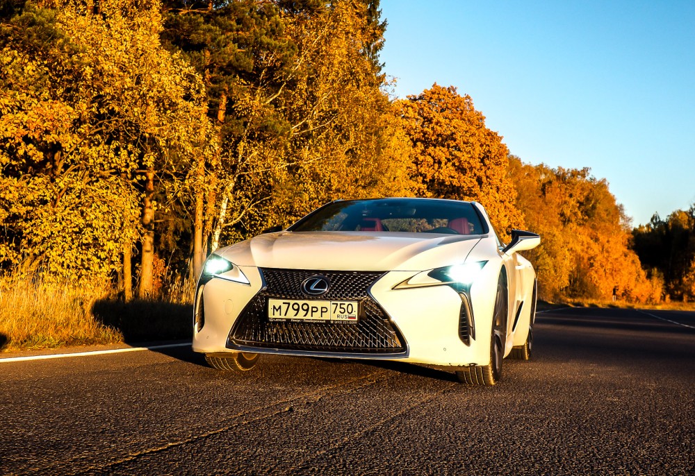 Lexus LC500: приковывающий взгляды