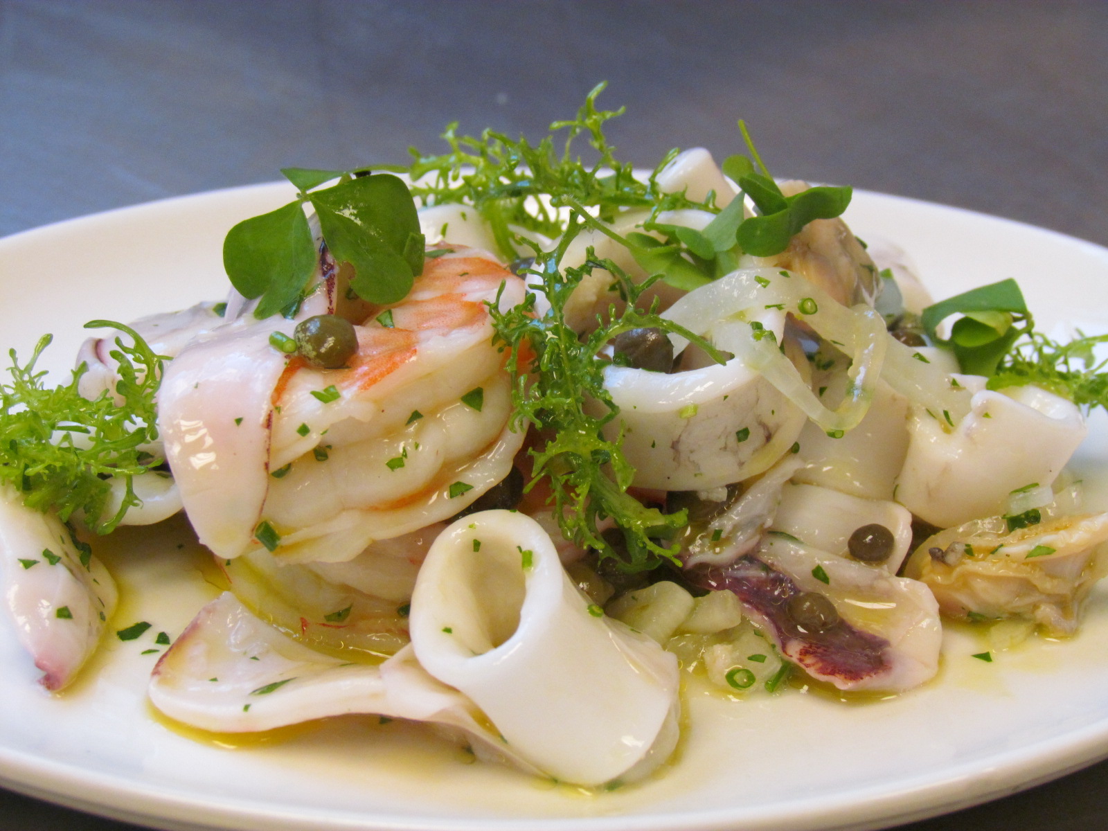 Рецепт салат из кальмаров классический рецепт с фото