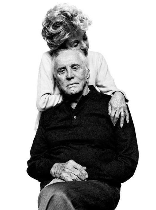 10 звёздных пар, которые счастливы вместе уже больше 50 лет 10 звёздных пар, которые счастливы вместе уже больше 50 лет