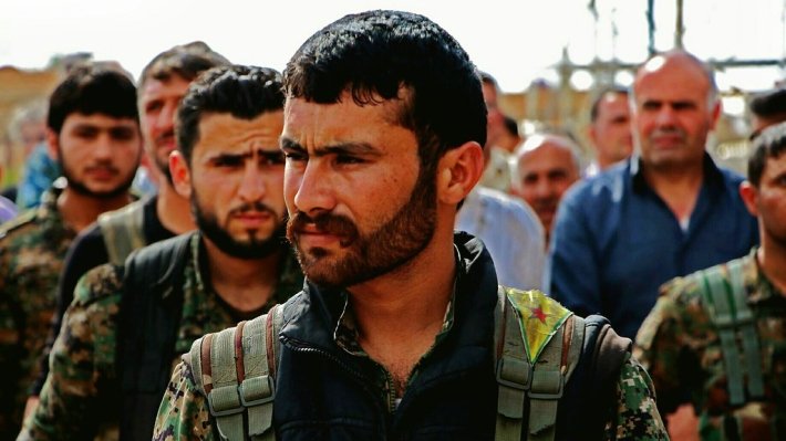 Курдские боевики сделали выбор в пользу продолжения сотрудничества с США по незаконному выкачиванию нефти с сирийской территории