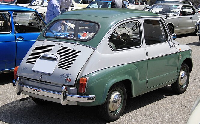 Fiat-600, вид сзади, фото