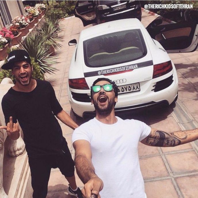 Золотая молодежь Ирана: Как живут богатые детки в этой строгой мусульманской стране Золотая молодежь Ирана: Как живут богатые детки в этой строгой мусульманской стране