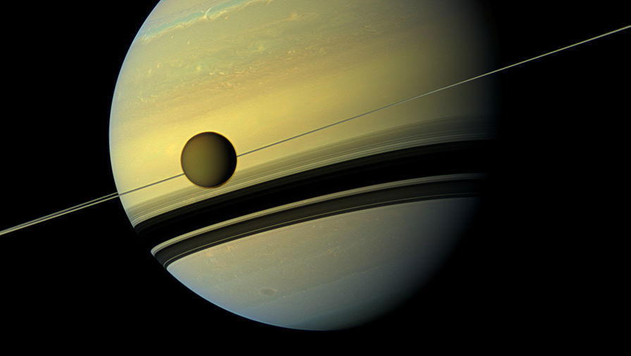 Лучшие снимки Cassini за 20 лет