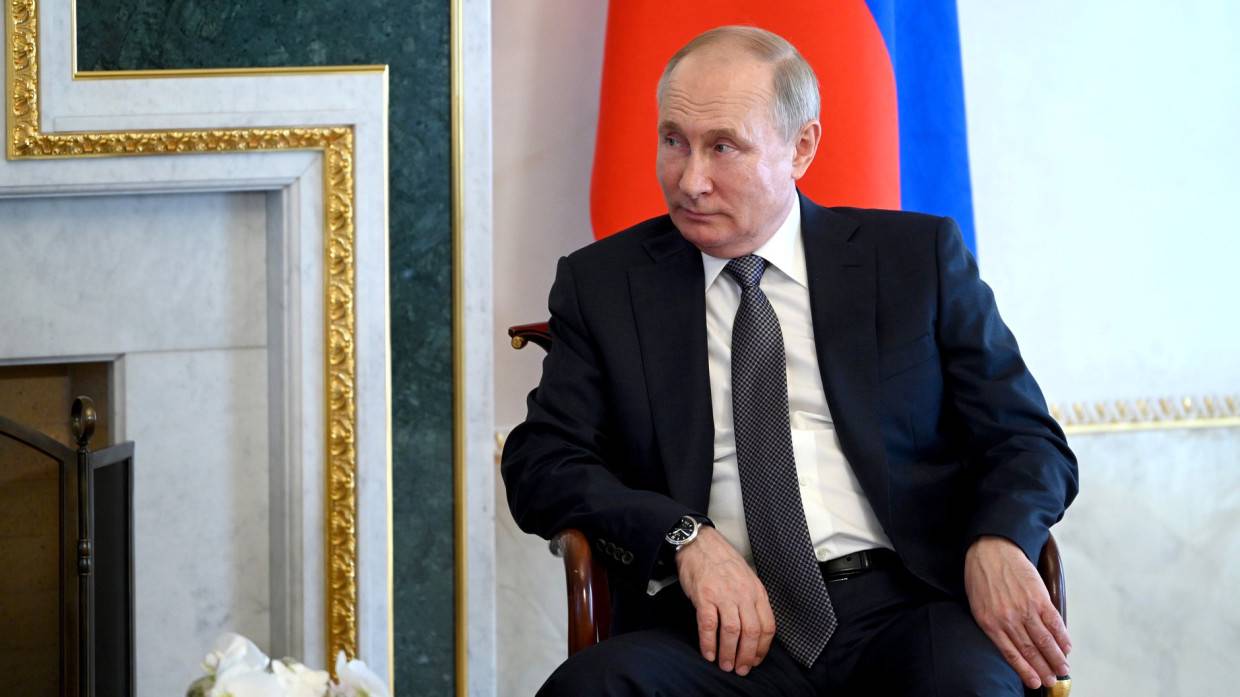 Путин распорядился доработать концепцию внешней политики России