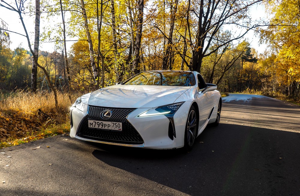 Lexus LC500: приковывающий взгляды