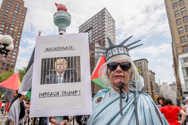 Фото. Первомайские протесты против антимиграционной политики Трампа © ERIK MCGREGOR | GLOBALLOOKPRESS.COM