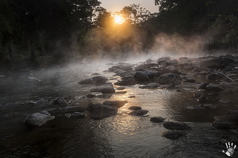 Маянтуяку: «Кипящая Река» (Шанай-Тимпишка) несколько, место, только, горячие, перуанской, протекает, речной, «кипящей, водой, чтобы, Маянтуяку, природного, когда, река», явления, ученый, «Кипящая, исследований, вулканической, составляет