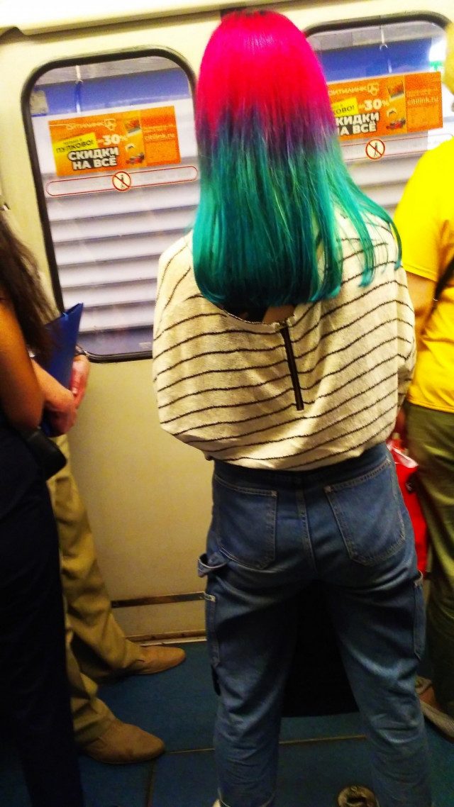 Самые странные пассажиры подземки смешные картинки,фото-приколы,юмор