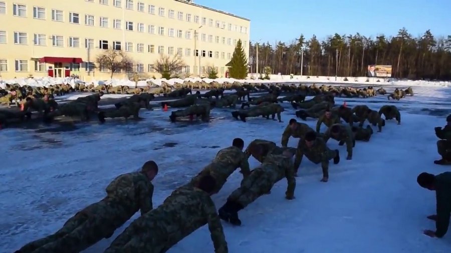 Чита город военных. Песчанка Чита. Песчанка 21250. Чита Песчанка учебка. Учебка в армии.