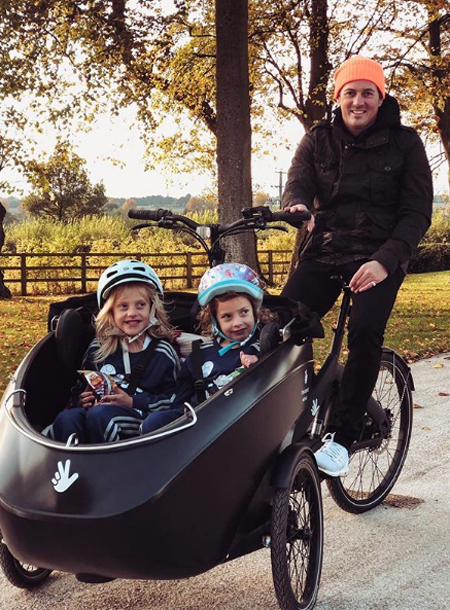 Лив Тайлер вернулась в Англию на фоне слухов о расставании с Дейвом Гарднером Лив Тайлер вернулась в Англию на фоне слухов о расставании с Дейвом Гарднером Звезды,Звездные пары