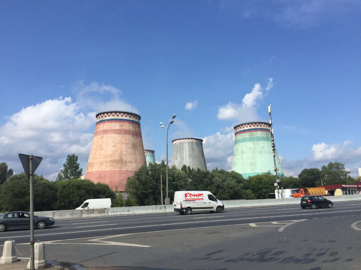 «Отдельная страна» Москва. Почему она так недосягаема для остальной России «Отдельная страна» Москва. Почему она так недосягаема для остальной России новости,события