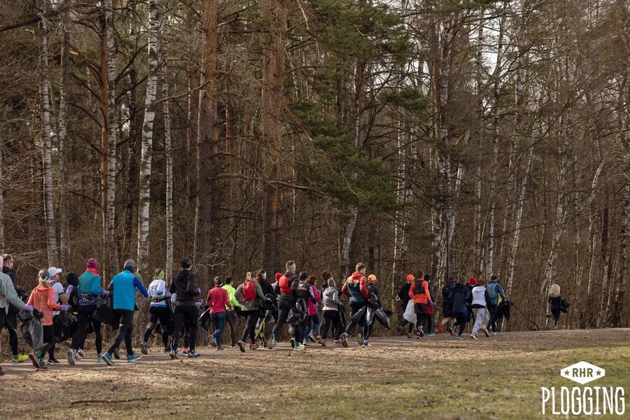 Running Heroes Russia проведут первый в этом сезоне эко-забег в Москве. Регистрация закрылась за 2 часа, но можно приехать на старт и помочь убрать парк
