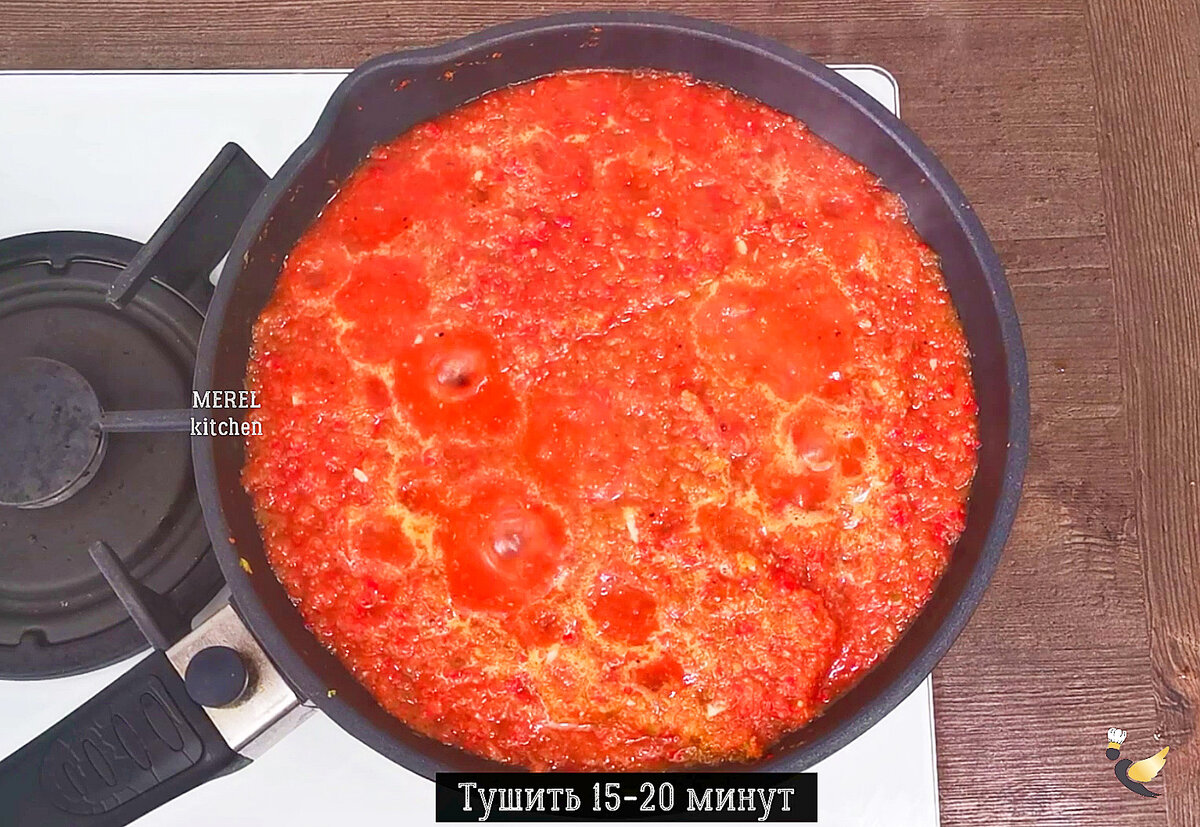  Ну очень вкусно получается! Я раньше так никогда не готовила баклажаны, а после того, как друзья научили так готовить, теперь делаю по несколько раз в неделю, съедаются такие баклажаны моментально!-9