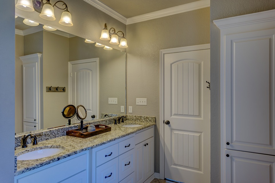 Освещение ванной комнаты – как сделать это правильно ванная комната,комфорт,освещение,светильники