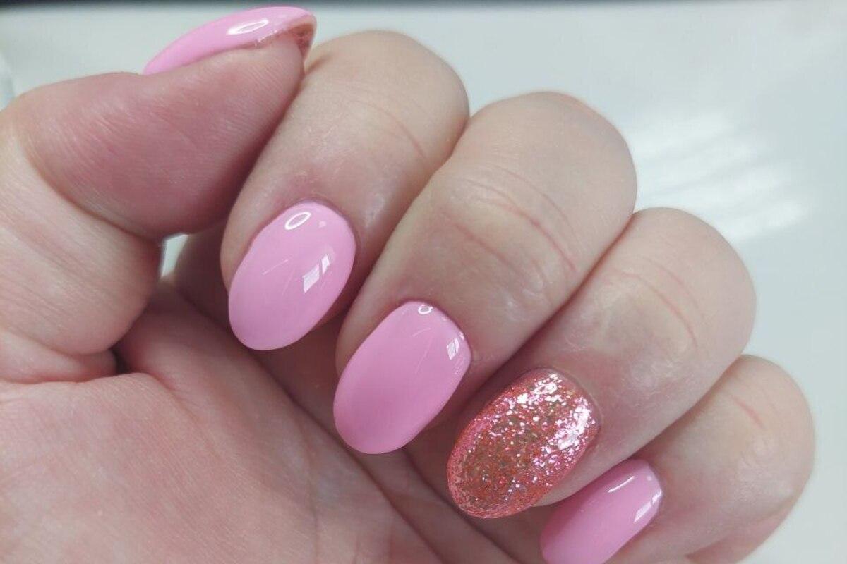 Актуальный маникюр на лето-2025: сохраните эти модные идеи