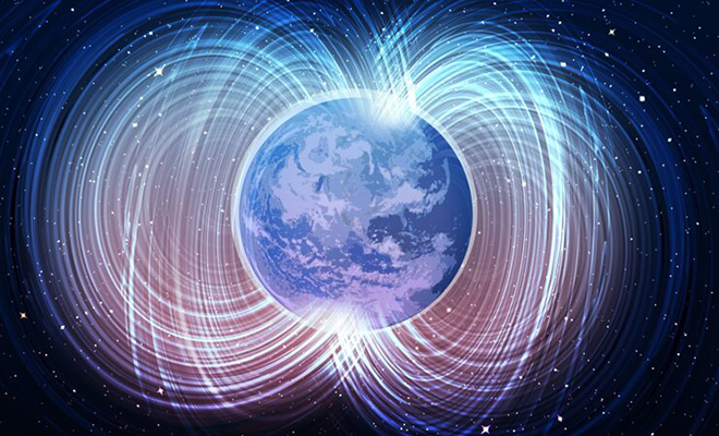 Каждые 2,5 тысячи лет магнитное поле Земли резко слабеет. Ученые нашли точку, откуда запускается «механизм»