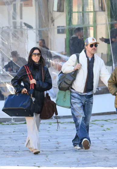 Брэда Питта впервые за долгое время засняли с девушкой Инес де Рамон anita ko,Анджелина Джоли,Брэд Питт,джордж клуни,инес де-рамон,инес де-рамон брэд питт