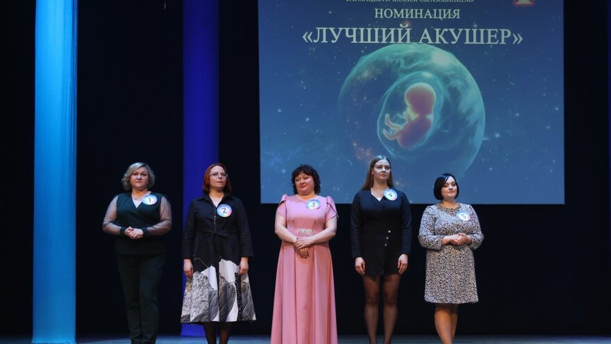 В Твери наградили лучших медсестер региона