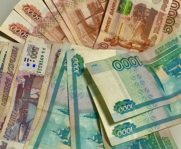 «Устойчивые и стабильные». Россияне доверяют банкам, но не всем