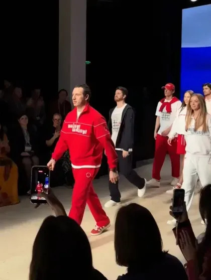 Сыновья миллиардеров Зияда Манасира и Бориса Ротенберга вышли на подиум на Неделе моды в Москве Манасир, РотенбергРоман, Sasha, внучка, также, Дайнеко, Бориса, участие, Андрей, Бондарчук, Москве, вышли, МанасирНапомним, Алексы, Виктории, Фёдора, Светланы, Виктория, дебютировали, марки