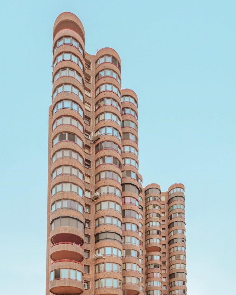 Красота линий: архитектурные фото Роберто Алькараса, сделанные в разных уголках планеты архитектура,мир,планета