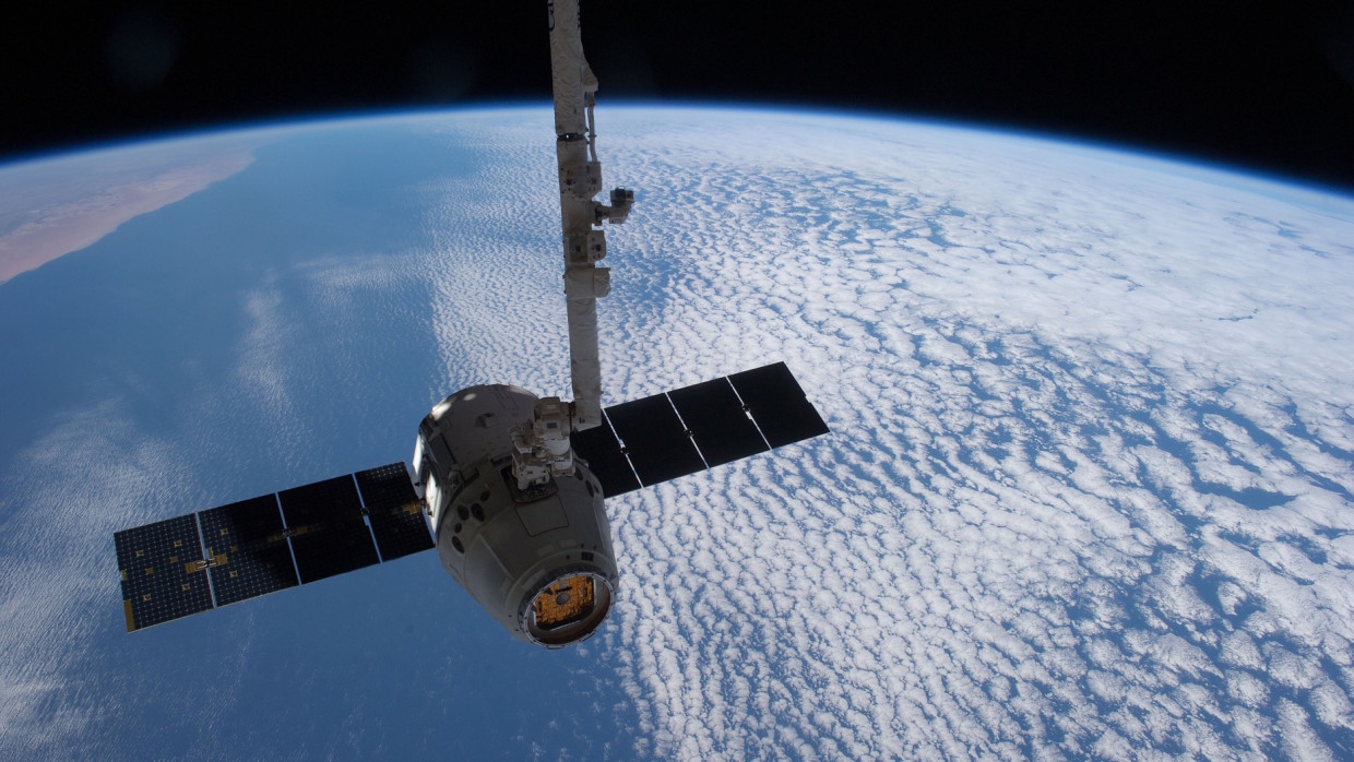 Космонавты КНР покинули борт станции «Тяньгун»