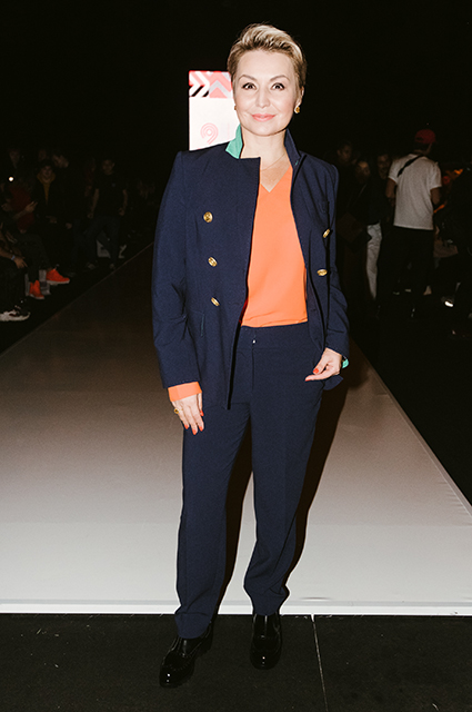 Елена Летучая, Лада Дэнс и другие на показах в рамках Mercedes-Benz Fashion Week Елена Летучая, Лада Дэнс и другие на показах в рамках Mercedes-Benz Fashion Week Светская жизнь