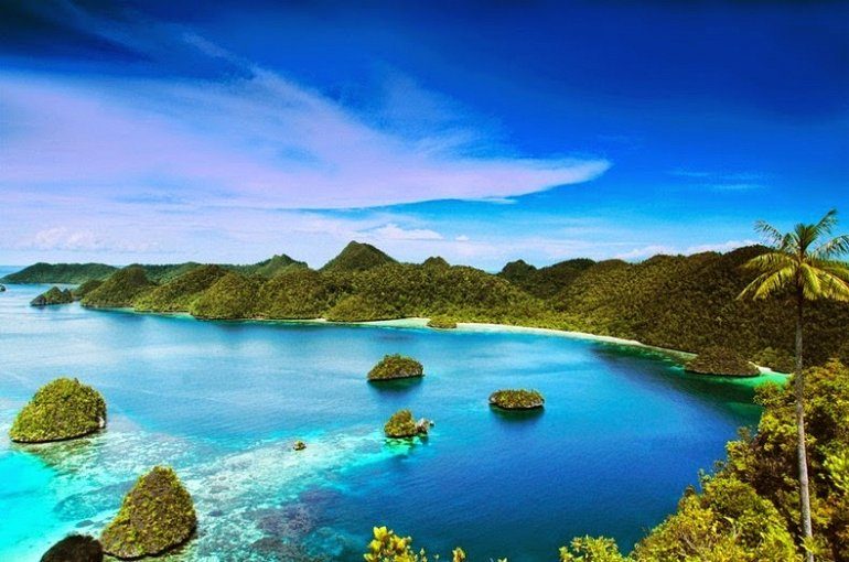 Архипелаг Раджа-Ампат (Четыре Короля) Ампат, Раджа, острова, Четыре, области, островов, очень, небольшой, разновидностей, видов, находится, Малуку, которая, стали, Индонезии, рифов, также, зарегистрированных, мифологии, местной