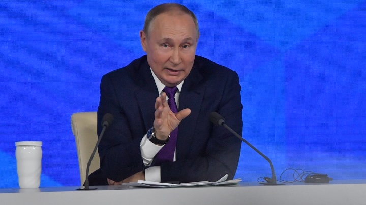 НАБИУЛЛИНОЙ И СИЛУАНОВУ ПОРА НЕРВНИЧАТЬ. ТАЙНЫЕ СИГНАЛЫ В ОТВЕТАХ ПУТИНА