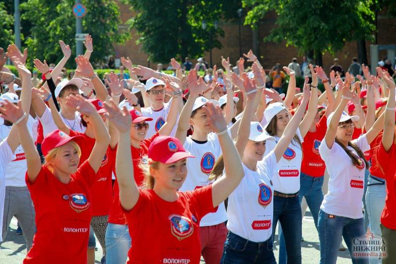Волонтеры и государство: на грани разумного Волонтеры и государство: на грани разумного когда, правда, волонтеров, волонтеры, камерами, конечно, совершенно, только, могут, просто, перед, который, вообще, доброволец, случае, ктото, можно, будут, потому, нужен