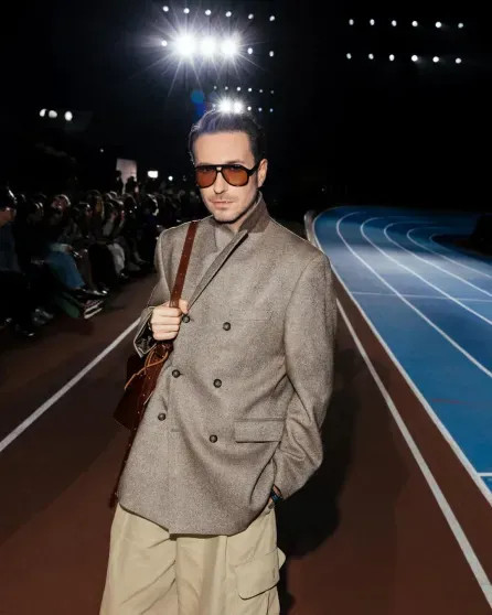 Анастасия Решетова (с новой стрижкой), Елена Перминова, Карина Истомина, Катя IOWA посетили показ 