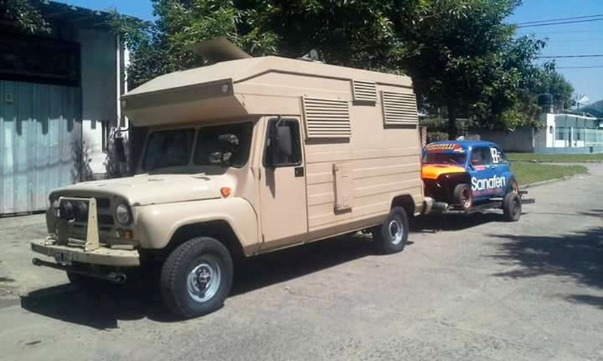 Необычный кемпер из Аргентины, созданный на базе УАЗ-469