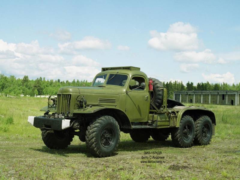 ЗИЛ-157: «автомат Калашникова» среди армейских грузовиков ЗИЛ-157: «автомат Калашникова» среди армейских грузовиков оружие