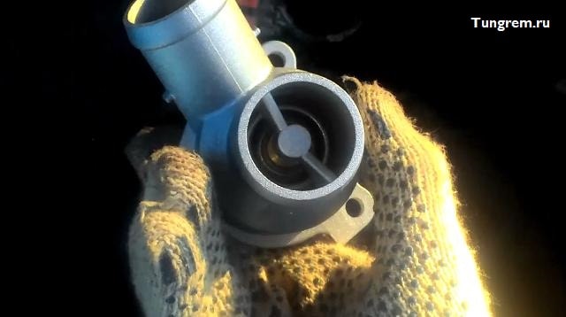 Новый термостат Лада Калина