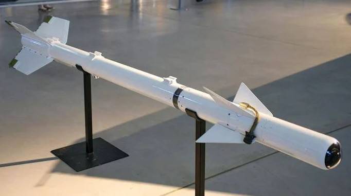 Система ПВО КНДР: радиолокационные средства контроля воздушного пространства и истребительная авиация оружие