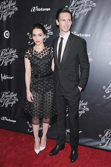 Все о личной жизни Эмилии Кларк: с кем встречалась звезда Все о личной жизни Эмилии Кларк: с кем встречалась звезда