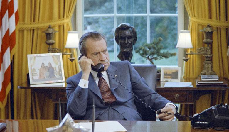 Ричард Никсон оставил в Белом доме тайник с информацией об инопланетянах