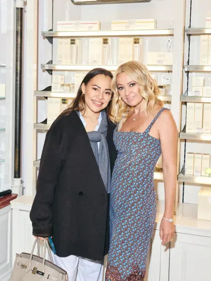 Полина Аскери, гендиректор ГУМа Теймураз Гугуберидзе и Константин Андрикопулос на открытии бьюти-корнера Яны Рудковской: новые фото Рудковская, Шелягова, РудковскаяЕкатерина, Полина, Екатерина, Андрикопулос, Лисовец, супругой, Сабуренкова, Ольгой, Барановская, Медведева, РудковскаяВиктория, Алексеева, Полетаева, посетили, Достман, бренда, Филин, Ермак