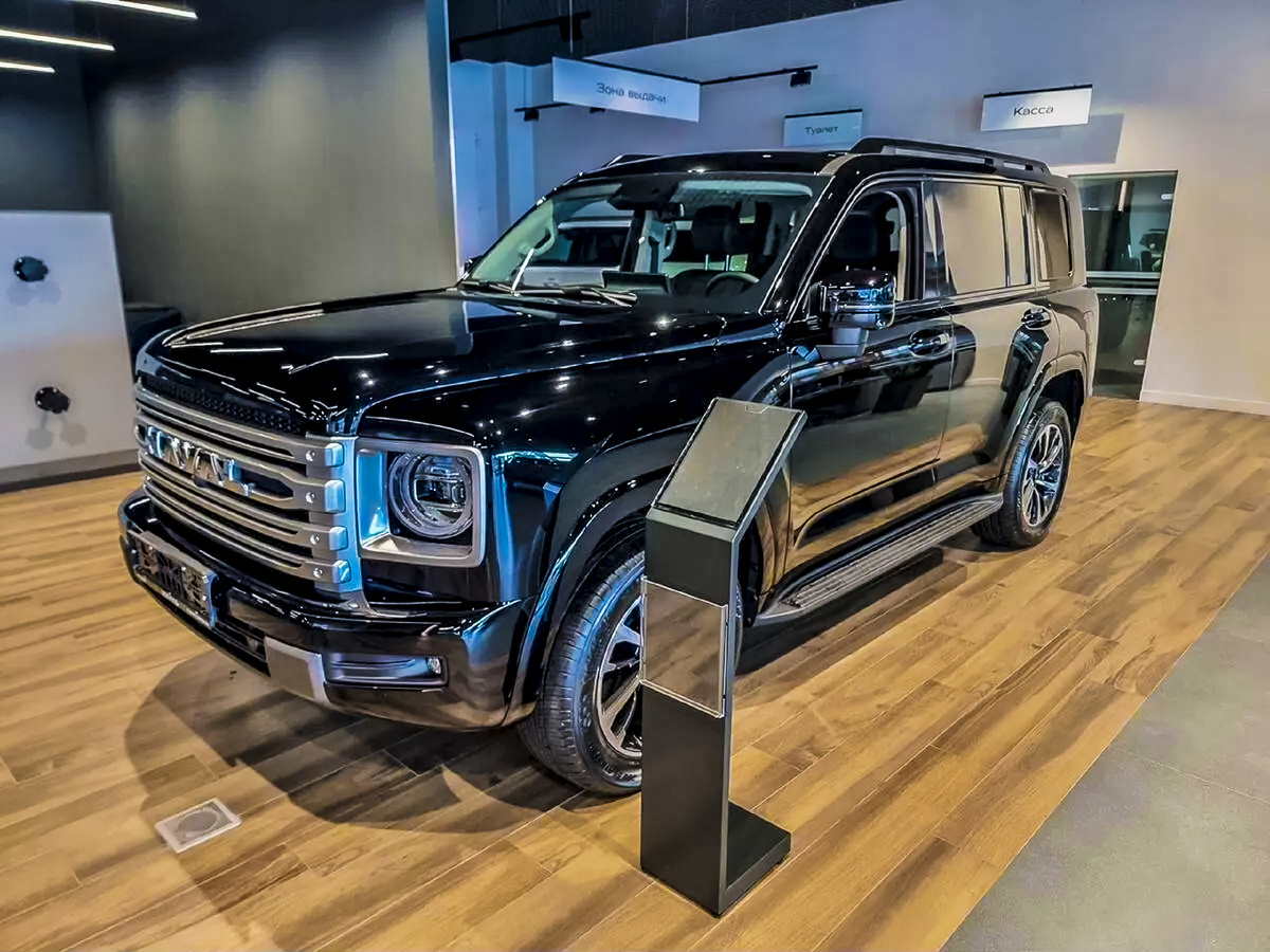 Российский автопром наконец-то начал подтягиваться и понемногу оправляться после резкого ухода всех "недружественных" иномарок.-16