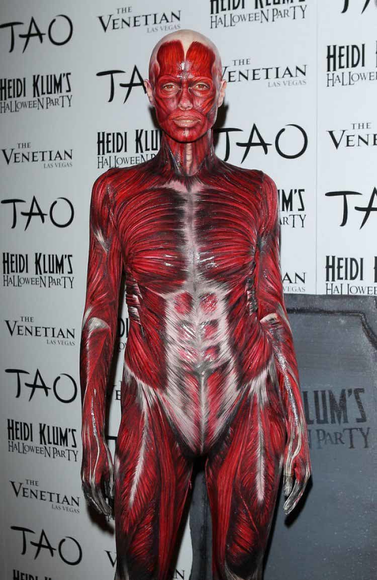 «Тело» (2011) Хэллоуин. костюм, косплей, красота, праздник, хайди клум
