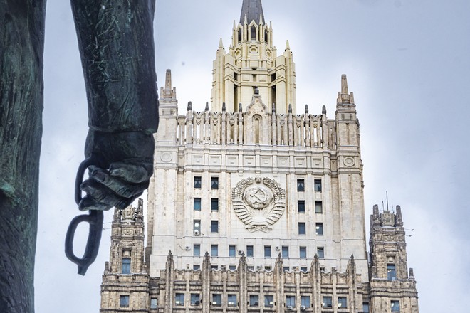 МИД РФ: России «услужливо подсказывают» сценарии нападения на Украину 