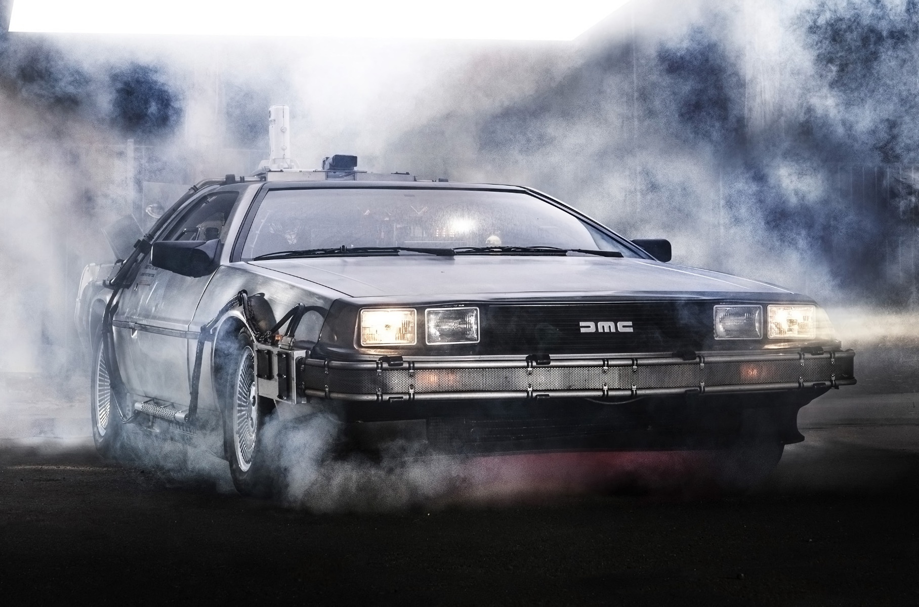 Опубликовано первое изображение нового DeLorean DMC-12