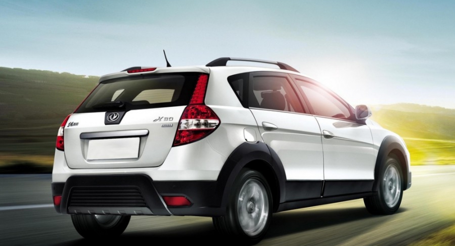 Dongfeng начнет продажи седанов Shine Max в России