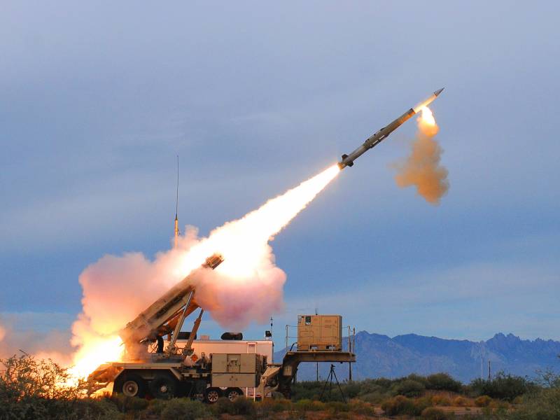 «Пэтриоты» против «Кинжала»: не спасут Украину, но помочь смогут? «Пэтриоты» против «Кинжала»: не спасут Украину, но помочь смогут? оружие