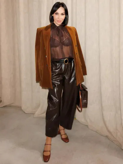 Ксения Собчак, жена главы Газпромбанка Даша Попова и Марика Абдразакова посетили показ Яны Расковаловой коллекции, Собчак, новой, Ксения, Марика, YanaПоказ, Абдразакова, Расковалова, Анастасия, Дарина, Попова, Ракель, Першкова, посетили, Расковаловой, послужили, творчество, Джоплин, Бурдена, звучание