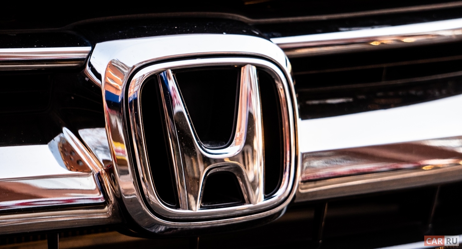 В Россию начали поставлять новый кроссовер Honda за 4 млн рублей Автомобили