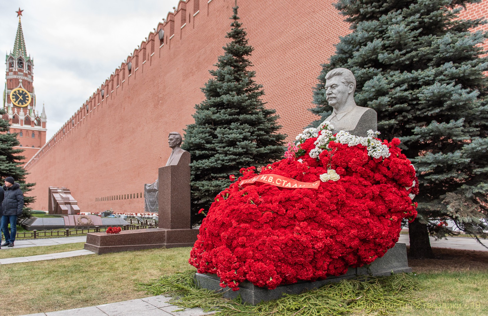 Чем запомнился 2019-й год который, протесты, будет, также, фактически, просто, России, Китай, президента, которые, Украине, снова, несколько, итоге, военная, американцы, через, война, может, Россия