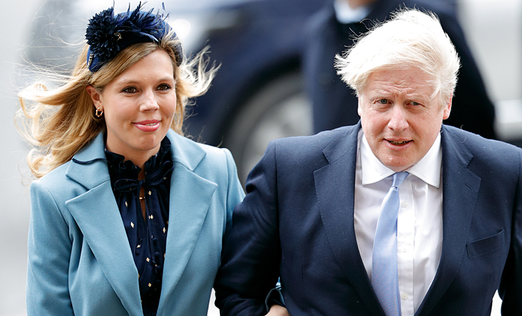 Беременная невеста премьер-министра Великобритании рассказала о борьбе с коронавирусом