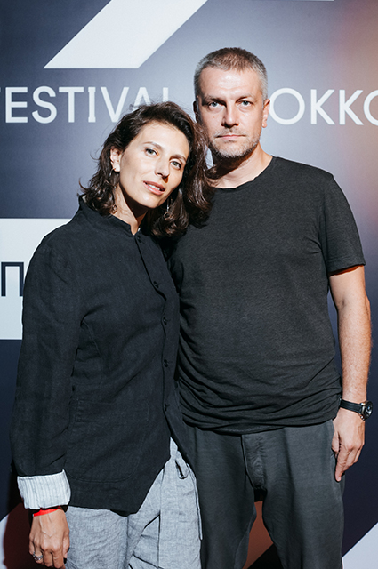 Светлана Устинова, Равшана Куркова, Максим Виторган и другие на премьере "Паразитов" в Москве Светлана Устинова, Равшана Куркова, Максим Виторган и другие на премьере "Паразитов" в Москве Светская жизнь