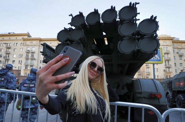 Прикольные фотографии которые поднимут настроение